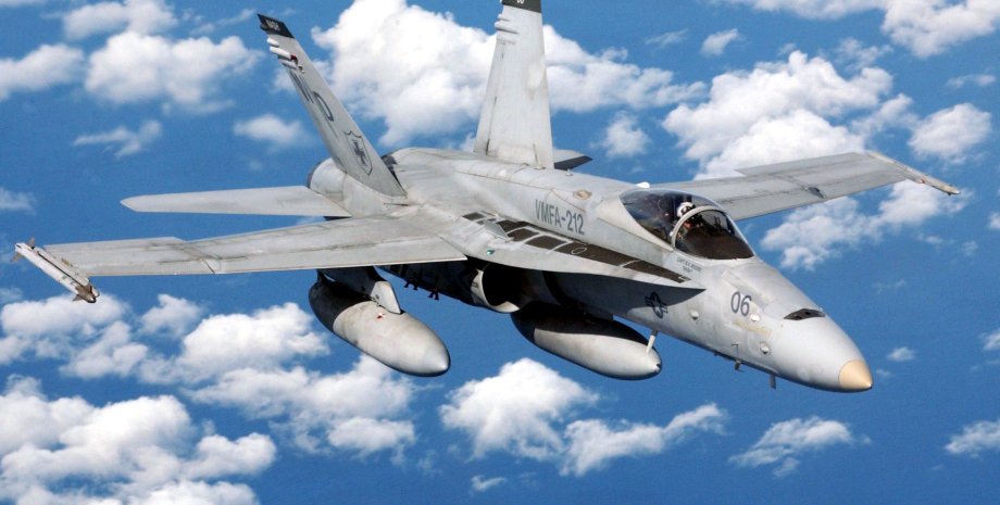 F/A-18 Hornet США, США военная помощь Украине, ВСУ истребитель Hornet, ВСУ запрос нового оружия