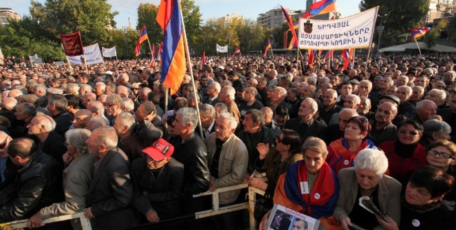 Митинг в Ереване / Фото: Photolure