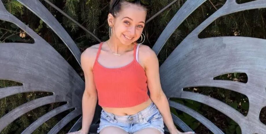 Женщина застряла в теле маленькой девочки, как она живет, странные диагнозы, интересные истории, странные случаи