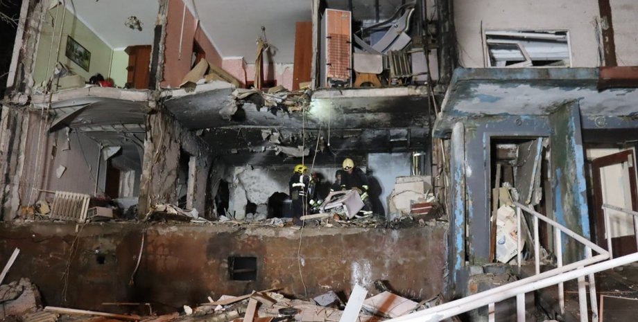 руины, Харьков, ГСЧС, спасатели