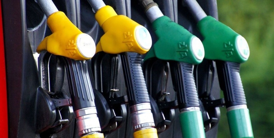Что происходит с ценами на бензин