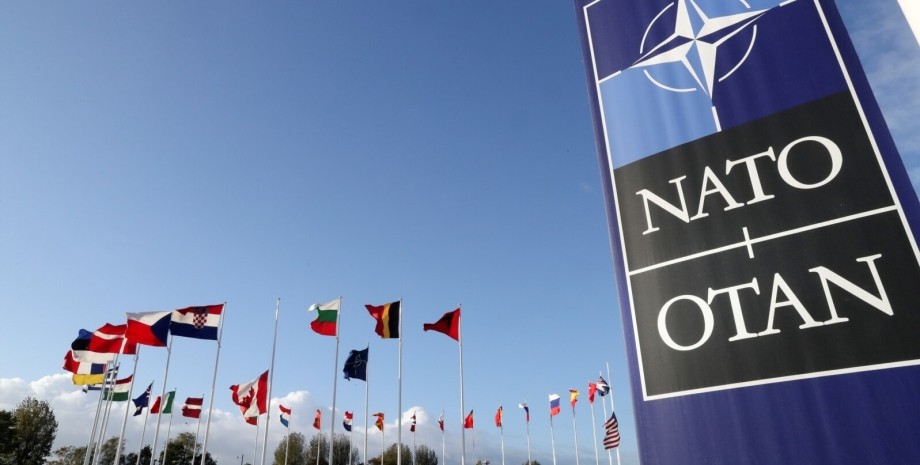 Прапори країн НАТО, фото