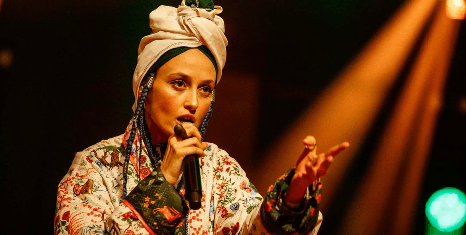 Аліна Паш, Аліна Паш калуш, Аліна Паш євробачення, Аліна Паш Крим, Аліна Паш скандал на євробаченні, Аліна Паш довідка, олег псюк