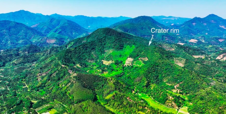 Кратер Цзиньлинь