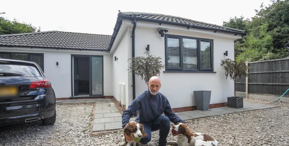 Марк Джонс, Марк Джонс строительство, незаконное строительство