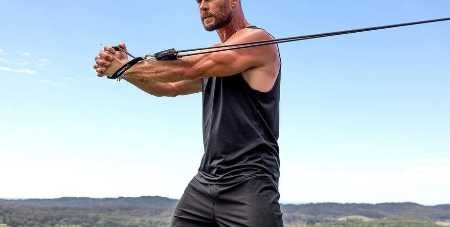 крис хемсворт, крис хемсворт диета, звездная диета, крис хемсворт тренировки, рецепт свекольного салата