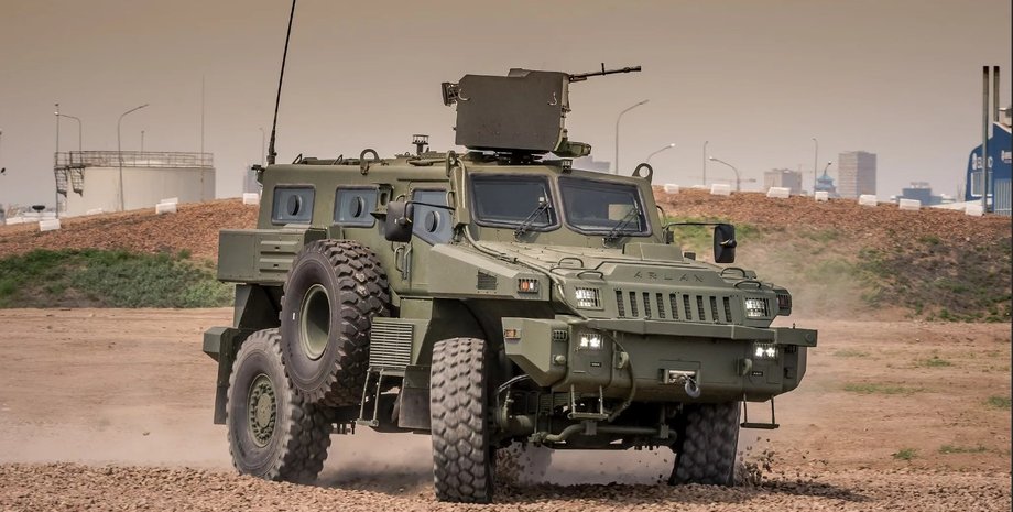 бронемашина Senator MRAP