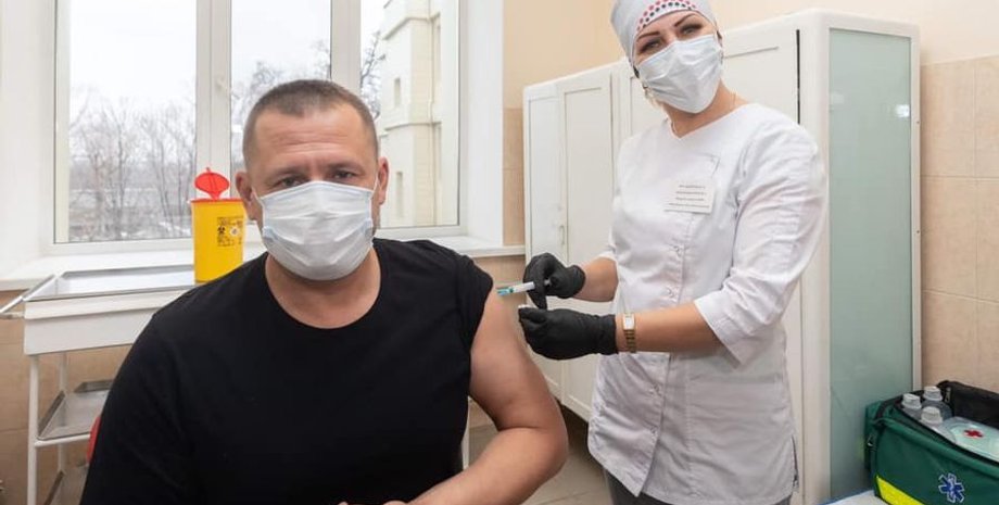 Борис Филатов, Вакцинация, Днепр, Медики, Мэр