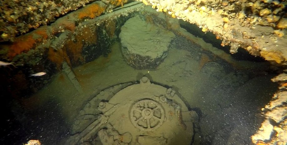 корабельна аварія, корабель, судно, затонулий корабель, катастрофа, аварія, історія, відкриття, субмарина, дайвери, пошуки, дослідження, дно, археологія