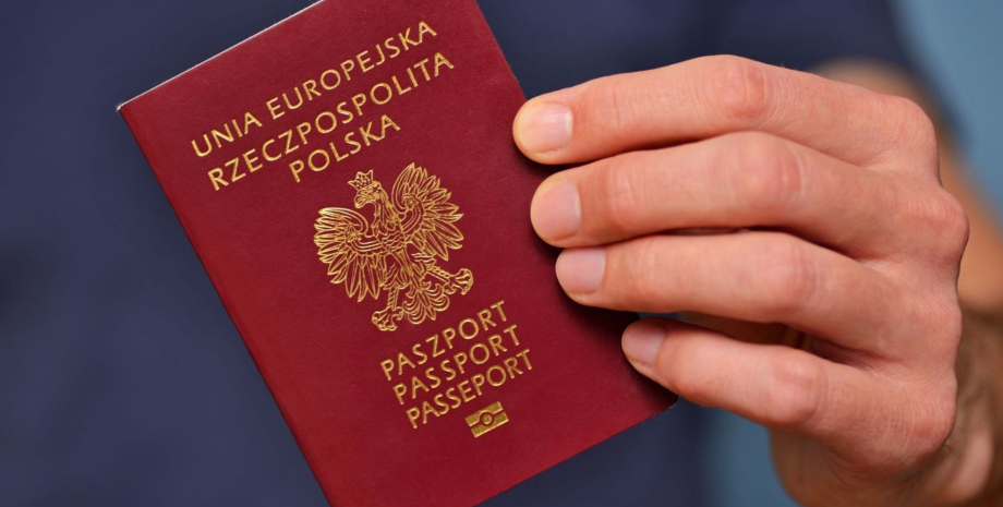 Польща пропонує збільшити мінімальний термін проживання для іноземців Польські політики погоджуються, що настав час значно посилити міграційну політику