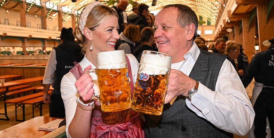 пиво на октоберфесте
