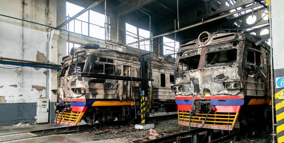 ЗС РФ знищили три модернізовані електропоїзди у Фастові