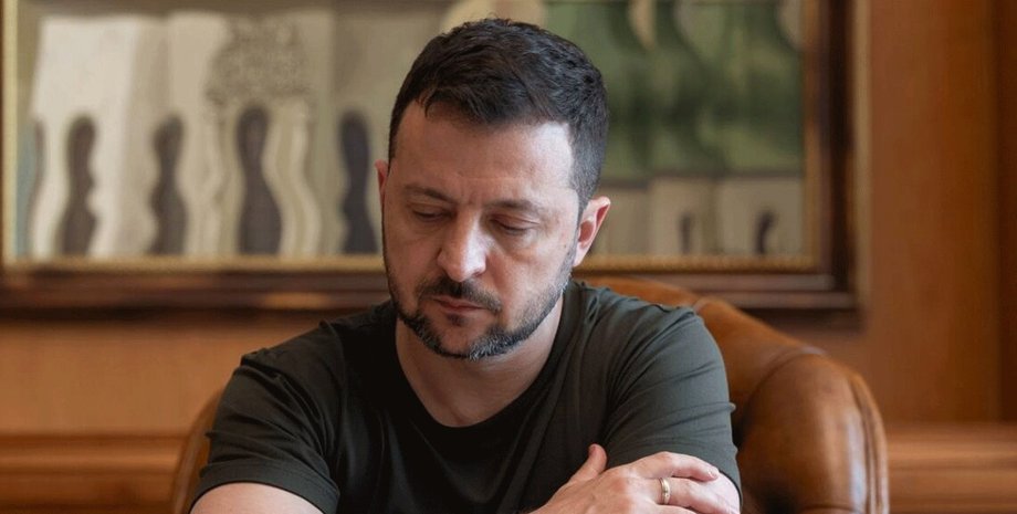 Експорт зброї з України покриє дефіцит бюджету – Зеленський Зеленський оголосив, що Україна розпочне контрольований експорт окремих видів озброєнь