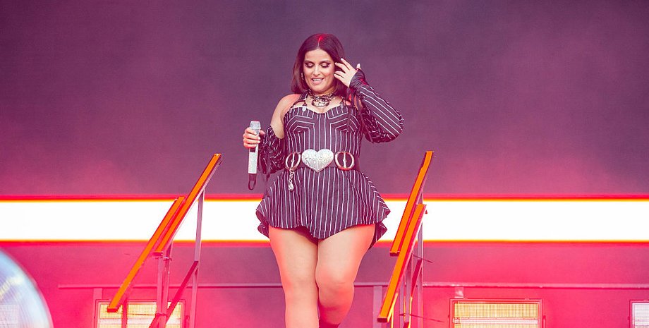 Неллі Фуртадо, співачка завершує кар'єру