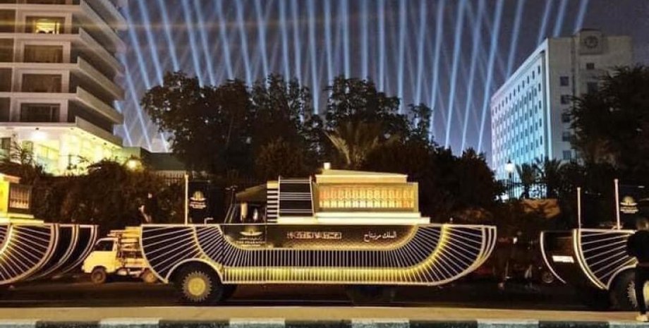 золотой парад фараонов, каир, мумии