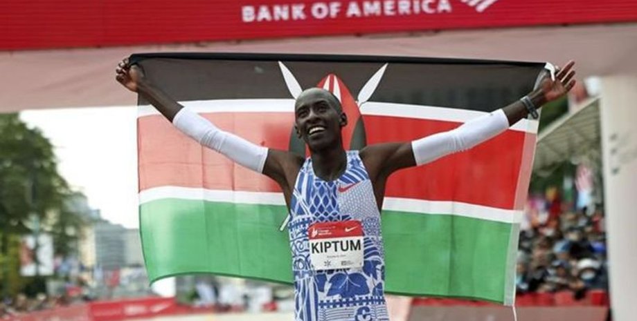 Мировой рекордсмен, марафон, погиб в ДТП, ДТП, авария, Кельвин Киптум, молодой спортсмен