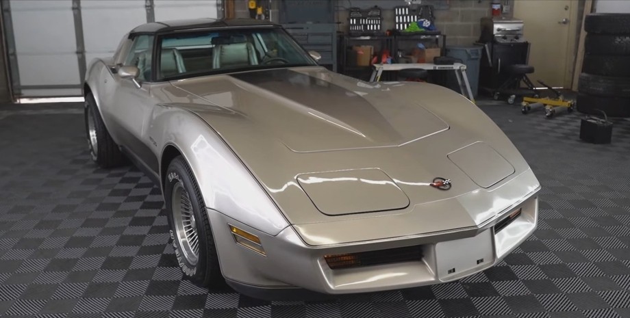 Chevrolet Corvette 1982 Chevrolet Corvette 1982, Chevrolet Corvette, спорткар Chevrolet