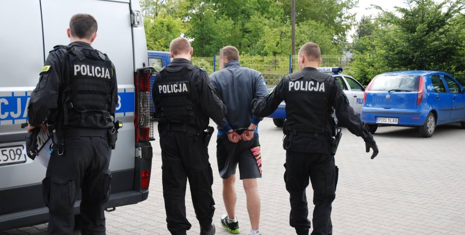 Польша, полиция, задержание, наручники, фото