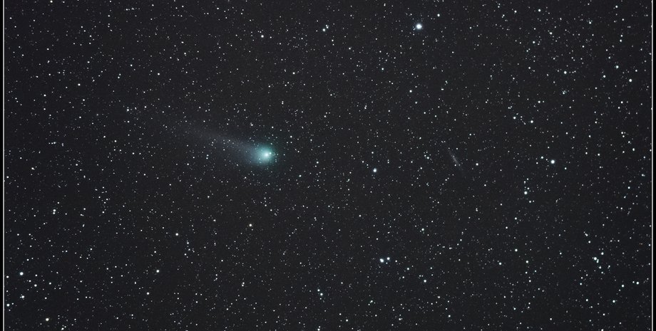 Каталіна, комети, космос, вуглець