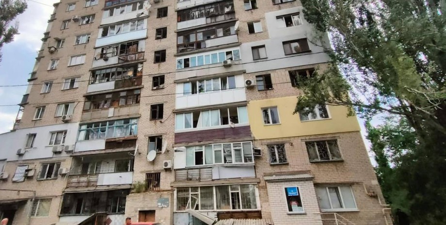 Последствия атаки по Николаеву Изображение последствий атаки по Николаеву