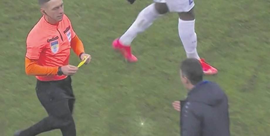 львов, колос, футбол, желтая карточка, шумский, виталий шумский, язык, закон