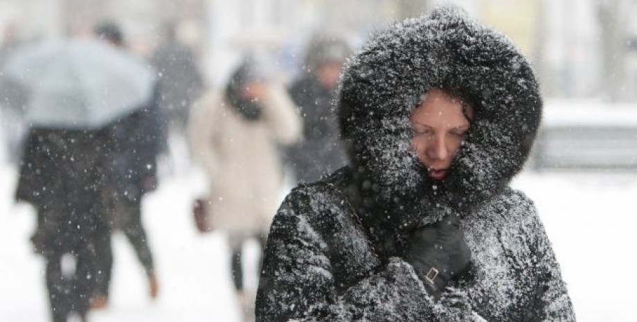 погода в украине, февраль, женщина, улица, снег