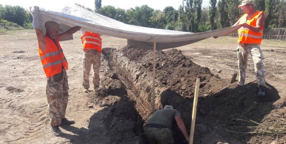 Одесса, расстрельные ямы, могильники