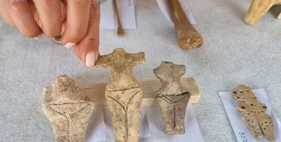 розкопки, сіль, Болгарія, Варна, яма, артефакти, Сольниця, глечики, економіка, торгівля, культура, суспільство, поселення, археологи, археологія, кераміка