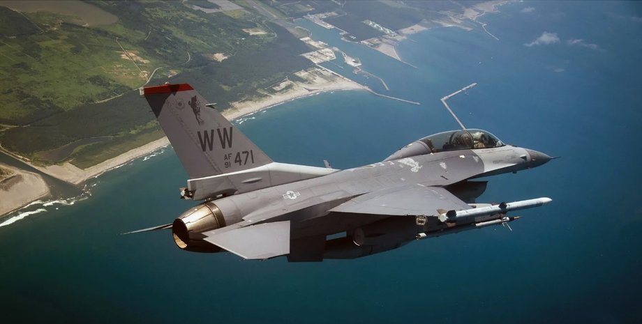 Винищувач F-16