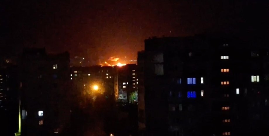 нефтебаза в луганске, ссу, ракетный удар, ATACMS, пожар на нефтебазе