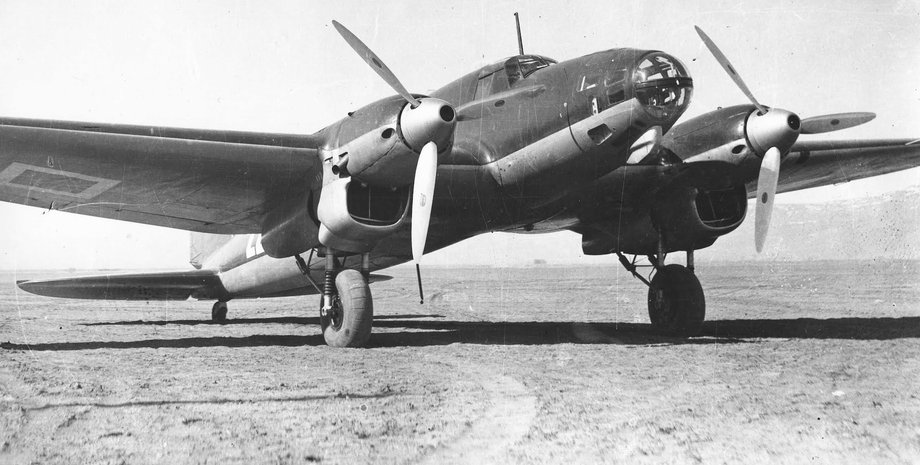 немецкие самолеты в турции, самолет бомбардировщик, Бомбардировщики Не 111, ретро фото, история военной авиации