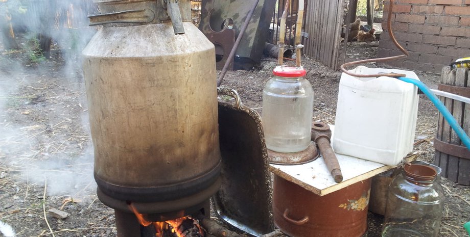 Самогонный аппарат / Фото: forum.homedistiller.ru