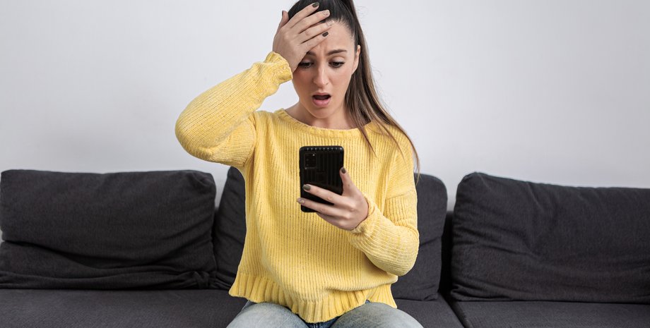 Смартфон, отключить экономию трафика, экономия трафика, человек со смартфоном