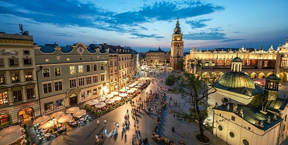 Польща, Варшава, туризм