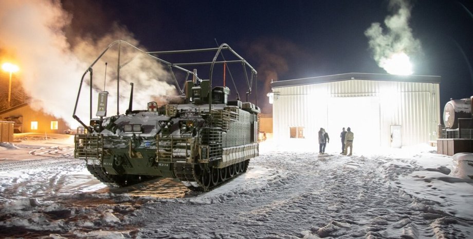 броньовик ampv