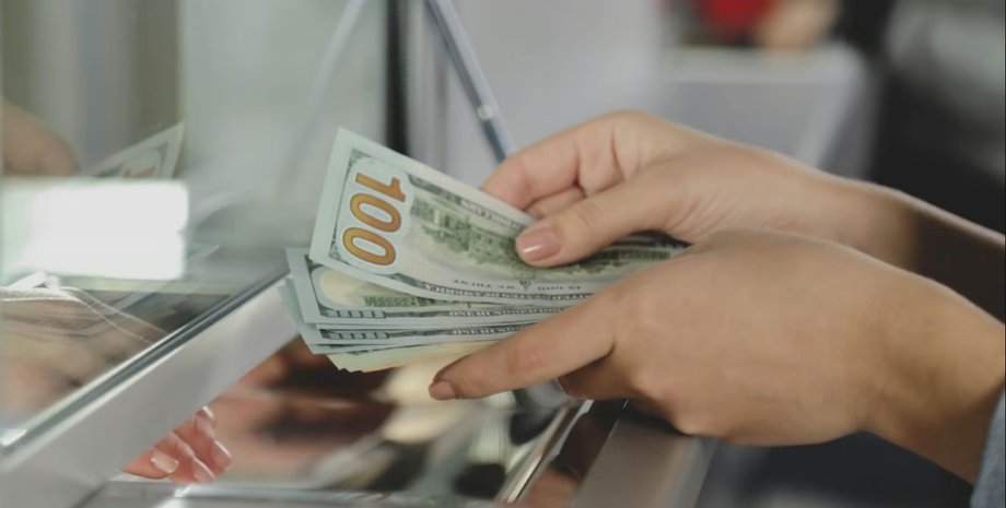 Курс валют в Україні 15 травня Курс долара 15 травня становить 43,95 грн, а євро — 51,43 грн
