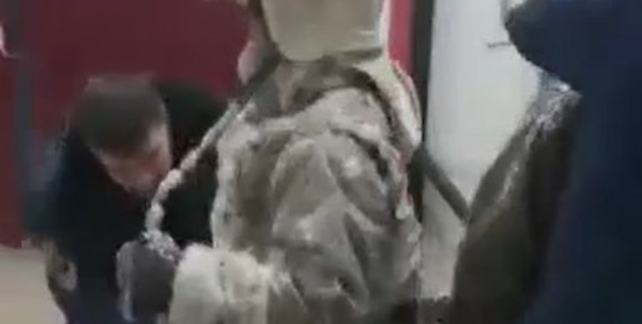 пожарник, обледенение