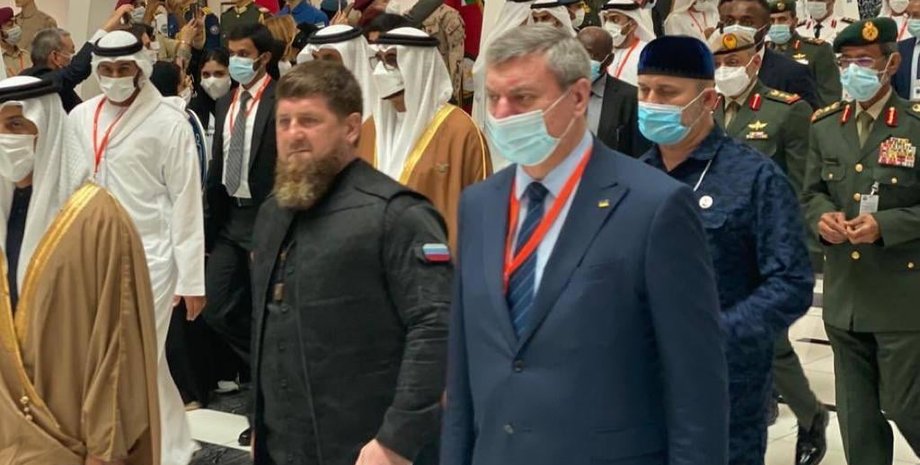 Рамзан Кадиров, кабмін, Денис Шмигаль, Олег Уруський, виставка idex 2021