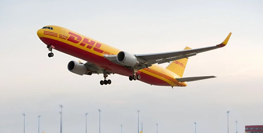 Російські агенти влаштували вибухи на складах DHL