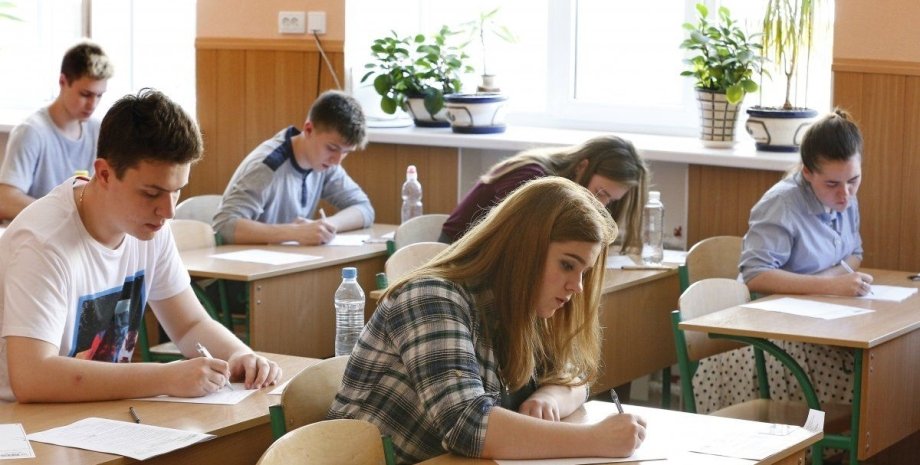ВНО-2022 абитуриенты вступительная кампания училища вузы экзамены