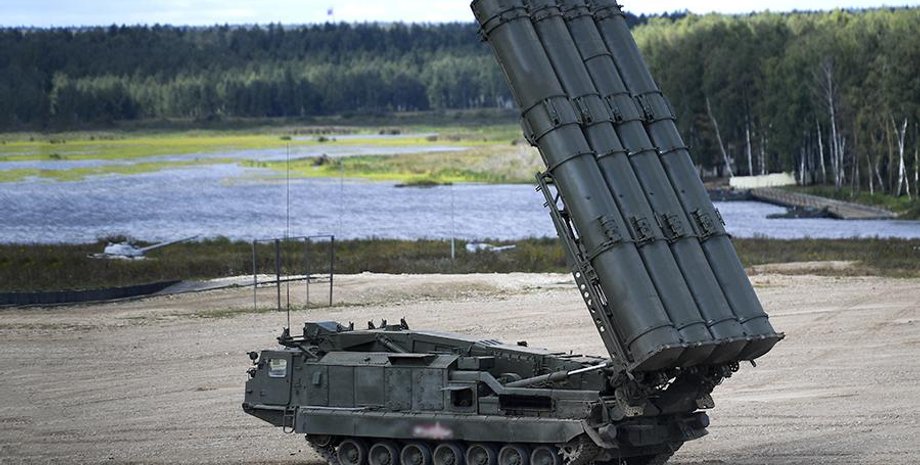 Российский зенитно-ракетный комплекс С-300