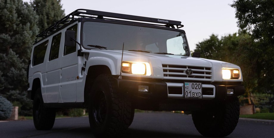 Toyota Mega Cruiser, Toyota Mega Cruiser 1996, внедорожник Toyota Mega Cruiser, Тойота Мега Круизер