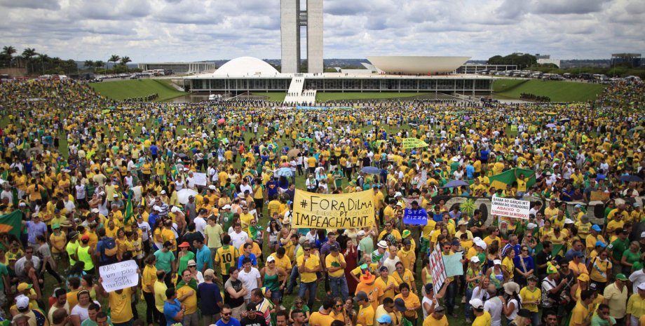 Протесты в Бразилиа / Фото: EPA