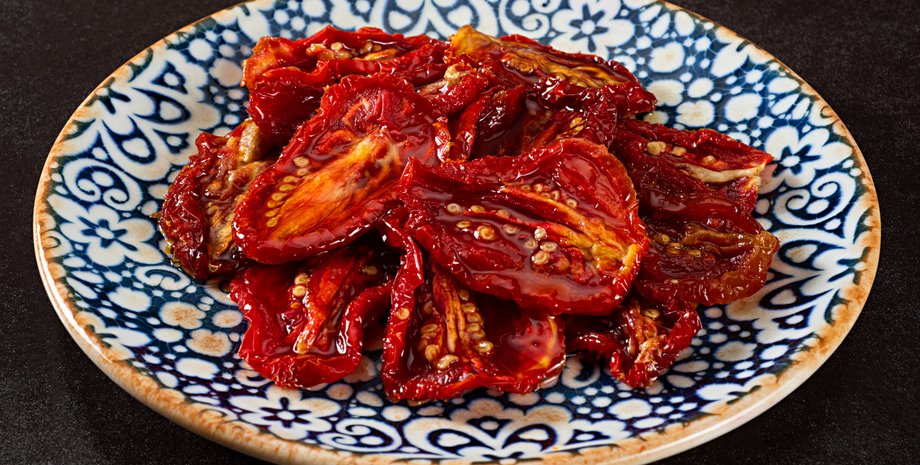 Италия, блюдо итальянское, вяленые помидоры, заготовки на зиму