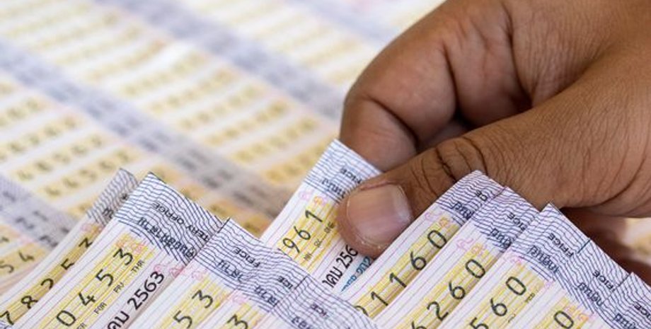 Выигрыш в лотерею, джекпот, удача, лотерейный билет, грузовик, курьезы, США, интересные истории