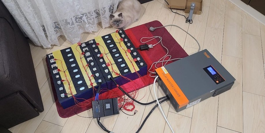 Энергосистема, аккумуляторы, инвертор