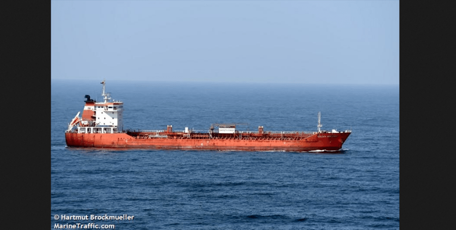 атака на танкер в оманському затоці