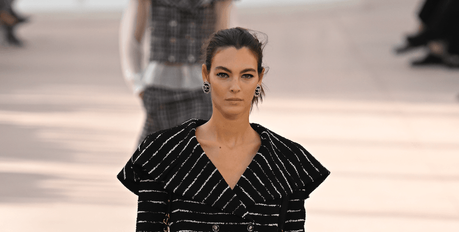 Виттория Черетти, девушка леонардо ди каприо, парижская неделя моды, неделя моды в париже, показ шанель