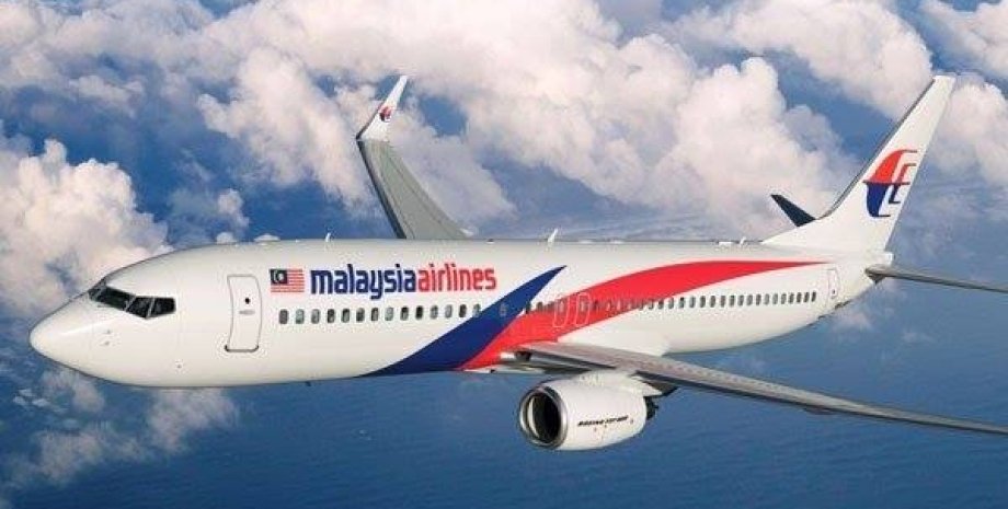 Боинг 777 Malaysia Airlines