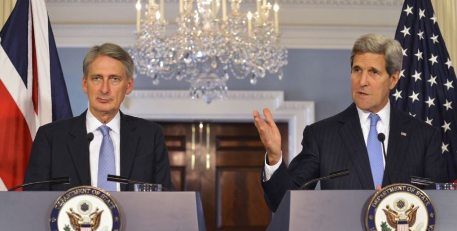 Джон Керри и Филипп Хаммонд / Фото: Голос Америки